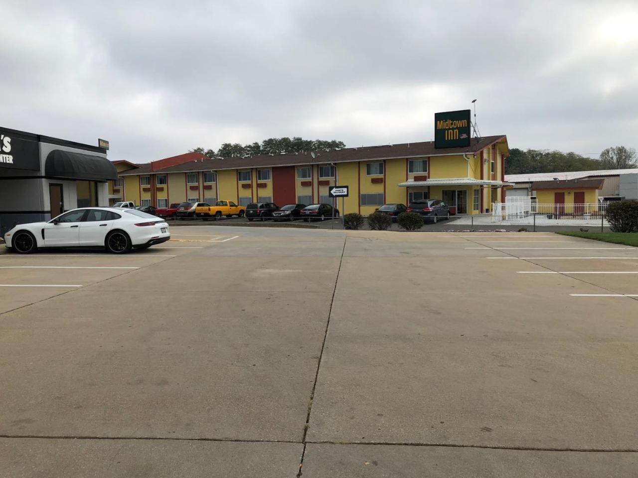 ספרינגפילד Midtown Inn מראה חיצוני תמונה