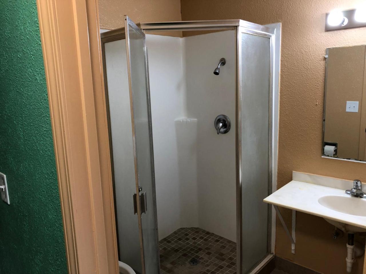 ספרינגפילד Midtown Inn מראה חיצוני תמונה